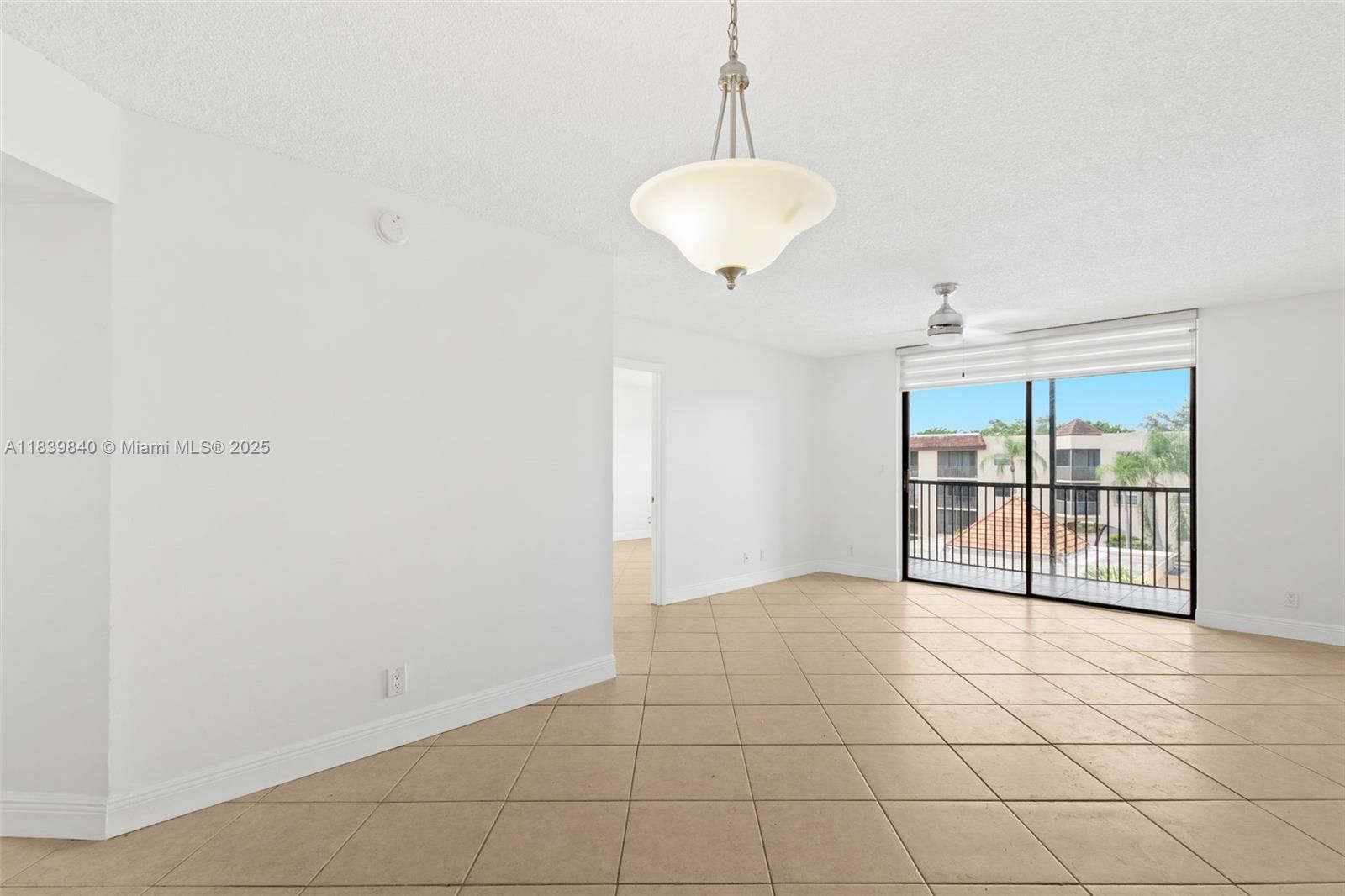 Real estate property located at 10501 Broward Blvd #407, Broward, Plantation Racquet Club, Plantation, FL