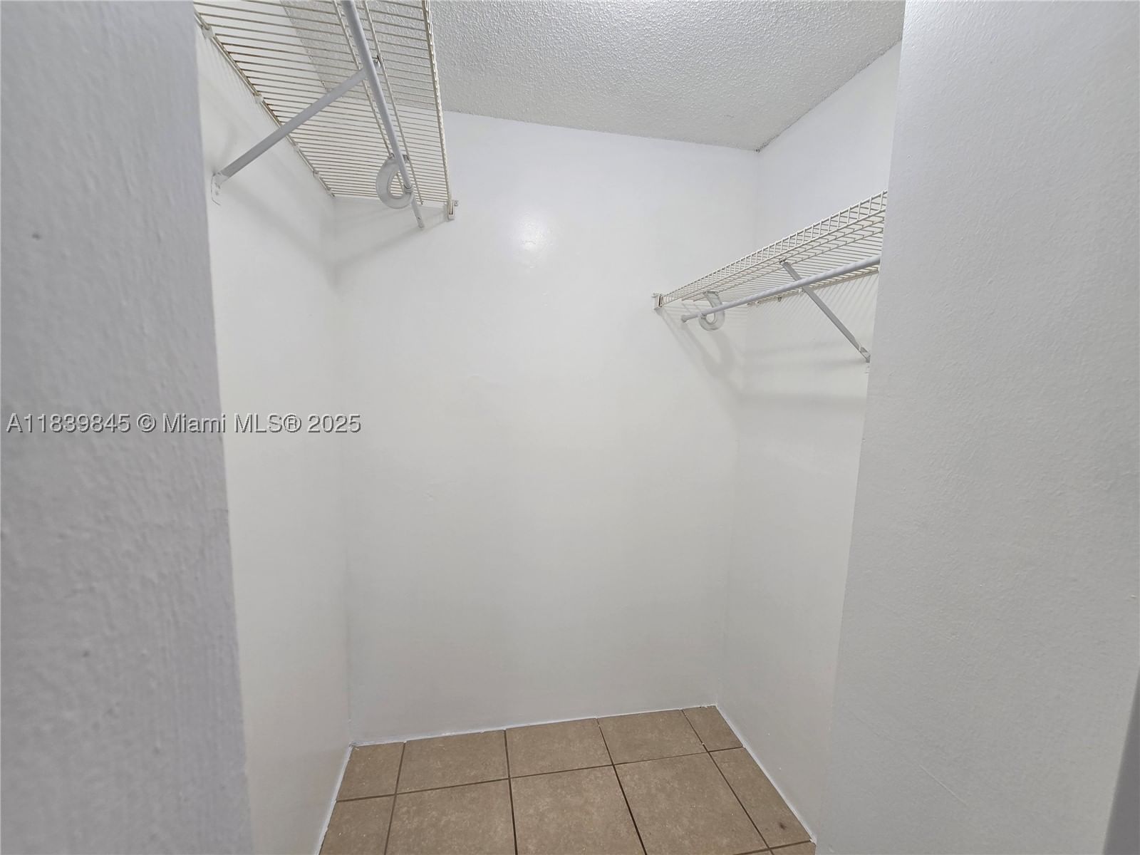 Real estate property located at 2731 Taft St #102, Broward, Watergate Condominium No, Hollywood, FL