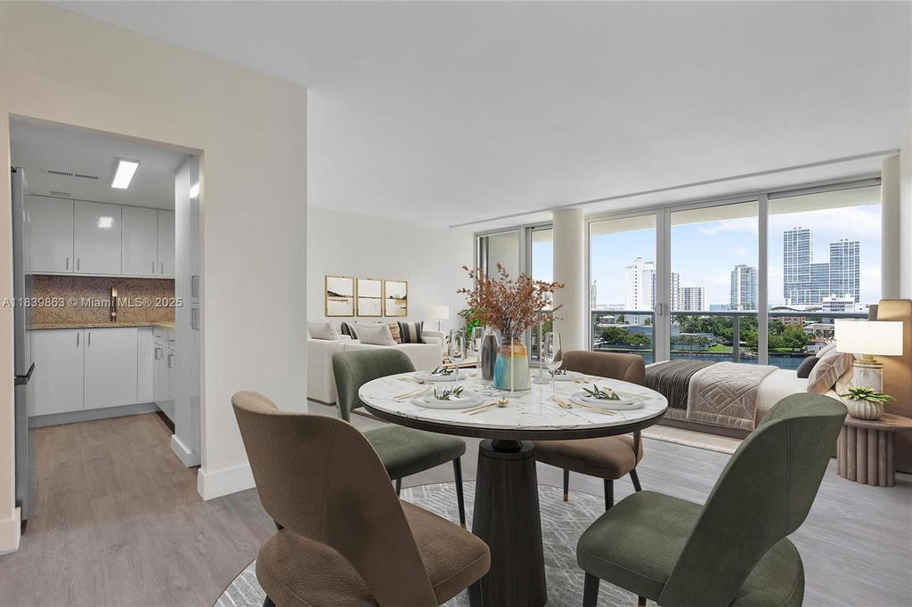 Real estate property located at 900 Bay Dr #718+Dock Slip available, Miami-dade, King Cole Condo, Miami Beach, FL