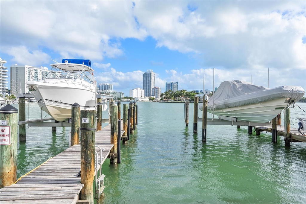 Real estate property located at 900 Bay Dr #718+Dock Slip available, Miami-dade, King Cole Condo, Miami Beach, FL