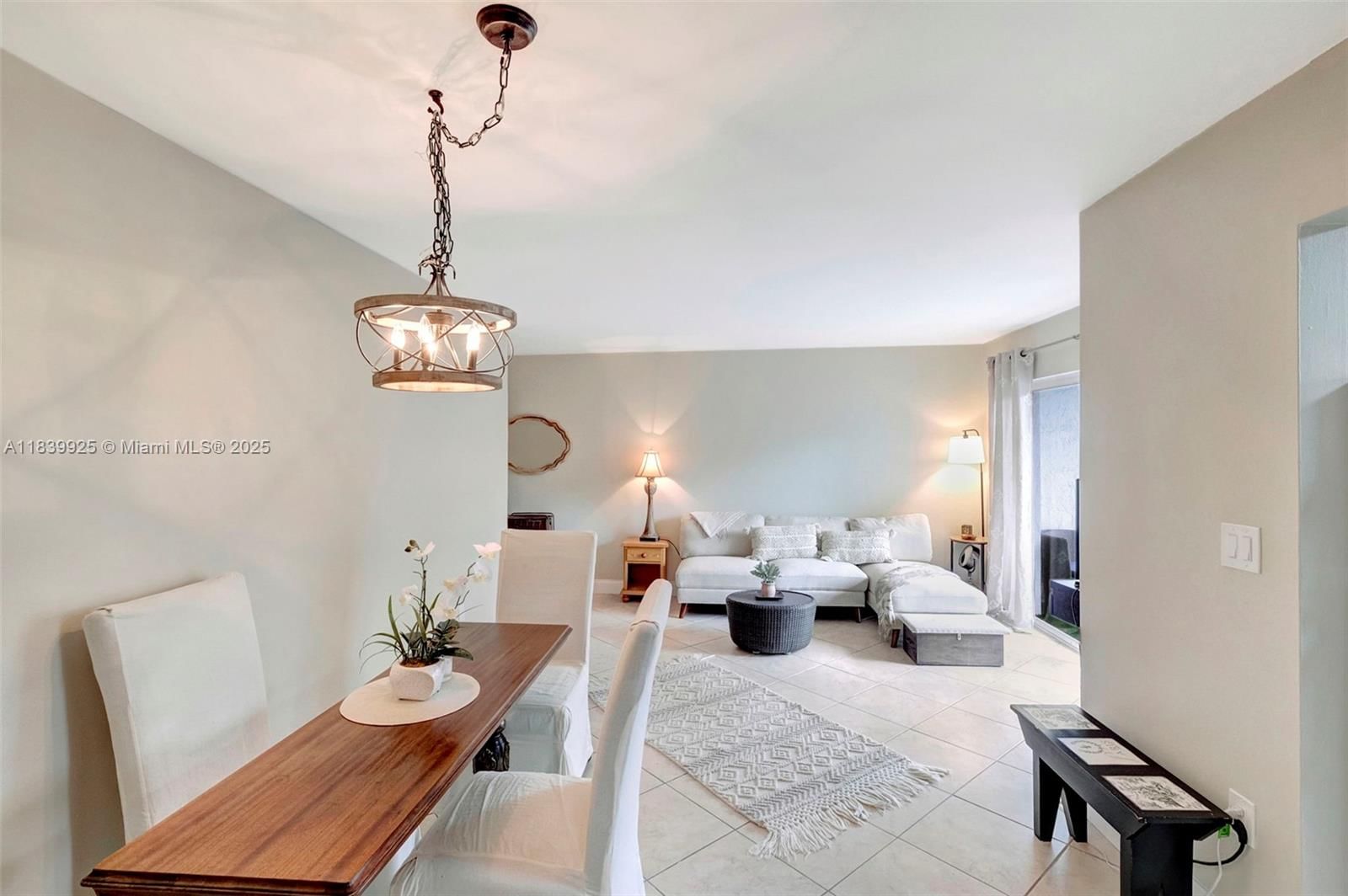 Real estate property located at 2920 28th Ter #407, Miami-dade, Groves Edge Condo, Coconut Grove, FL