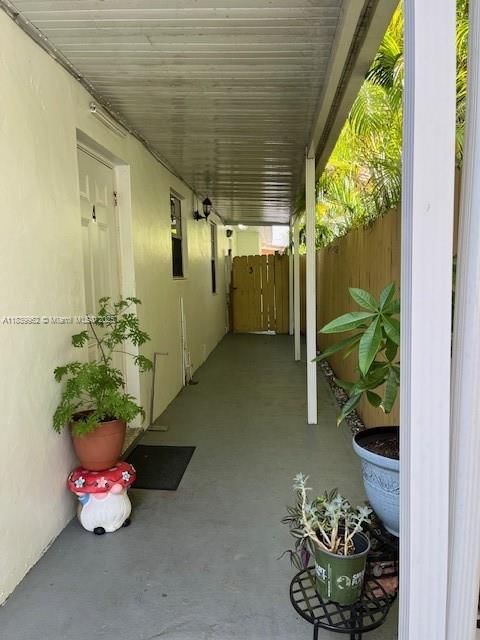 Real estate property located at 7230 3rd St, Miami-dade, Winona Park 1st Addn, Miami, FL