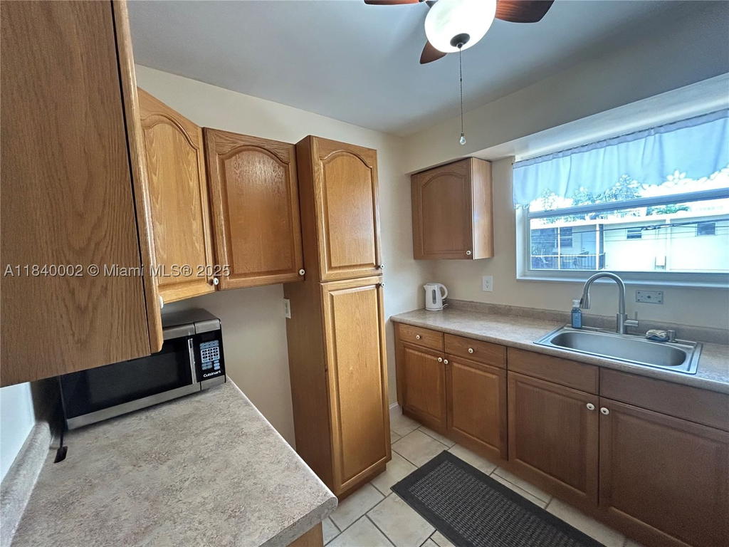 Real estate property located at 1717 Rodman St #15, Broward, Rodman Gardens Co-op, Hollywood, FL