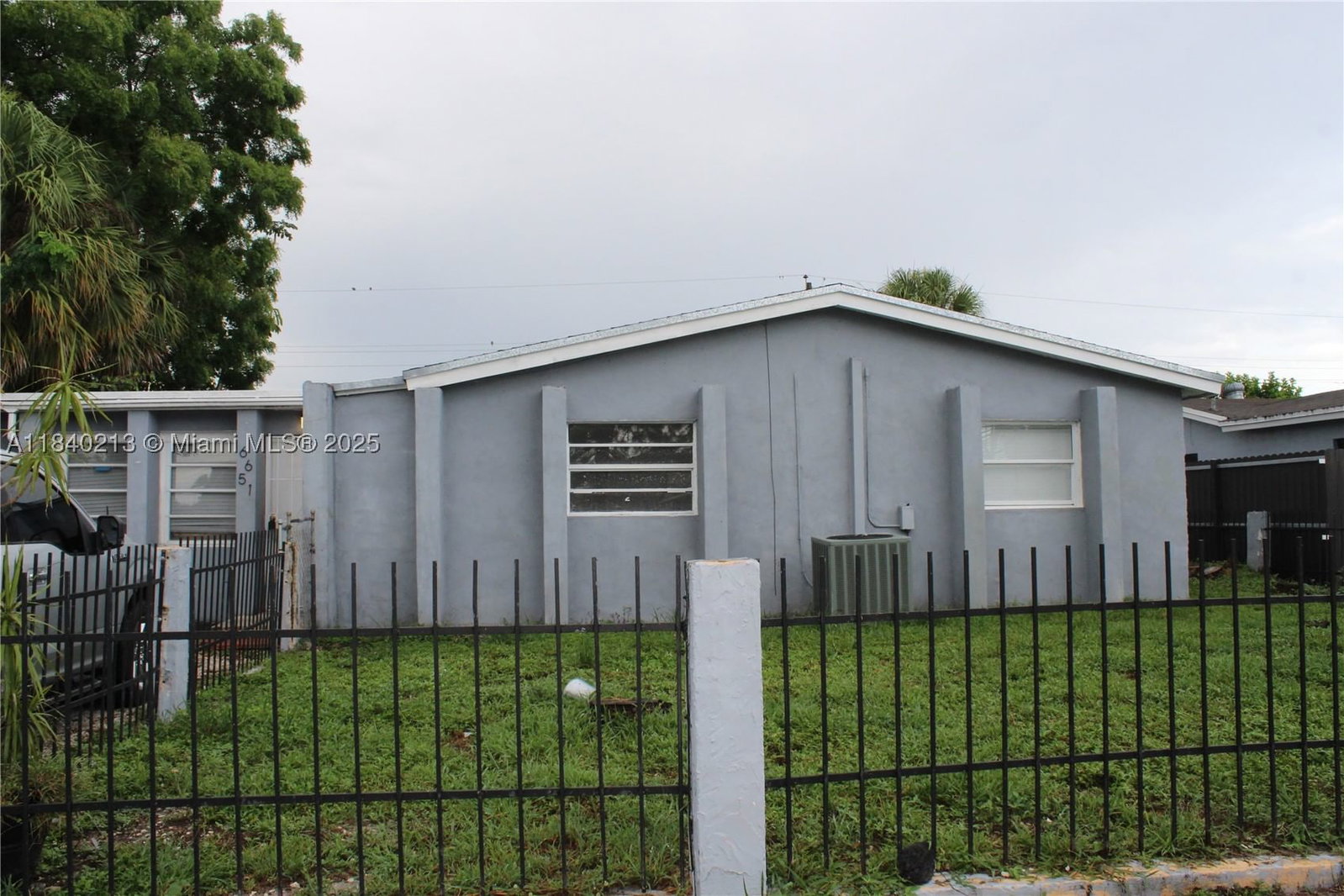 Real estate property located at , Broward, Palm Lane Villa No 4, Hollywood, FL