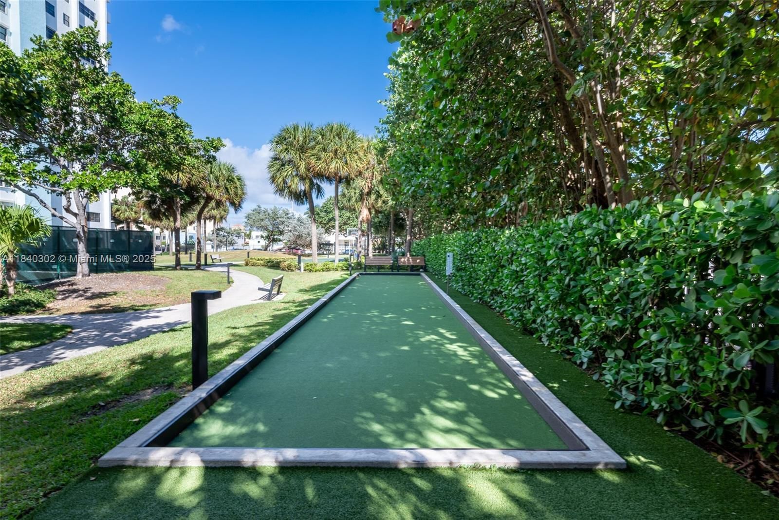 Real estate property located at 1201 Ocean Dr #402S, Broward, Summit Condo, Hollywood, FL