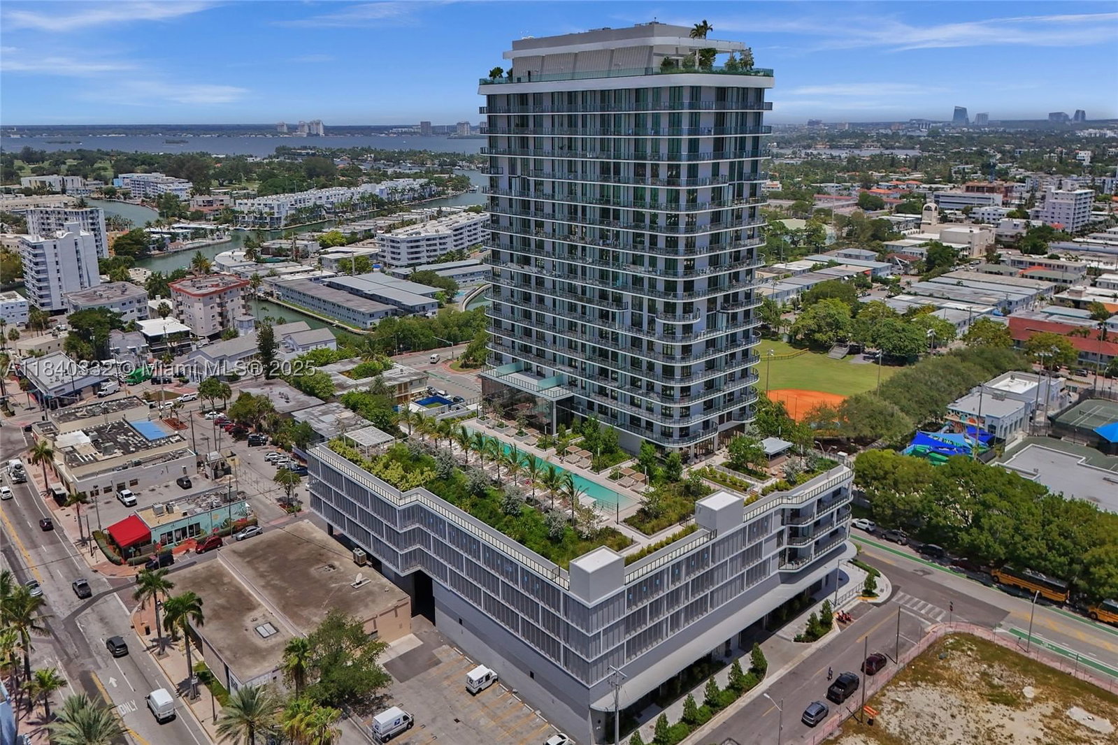 Real estate property located at 580 72nd St #1208, Miami-dade, Normandy Beach South, Miami Beach, FL