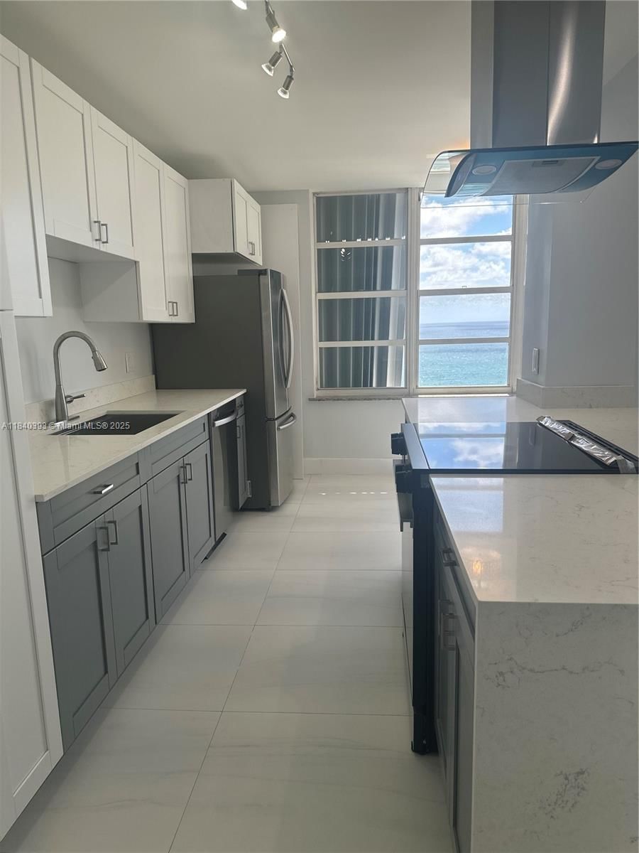 Real estate property located at 4280 Galt Ocean Dr #17C, Broward, Plaza South Condo, Fort Lauderdale, FL