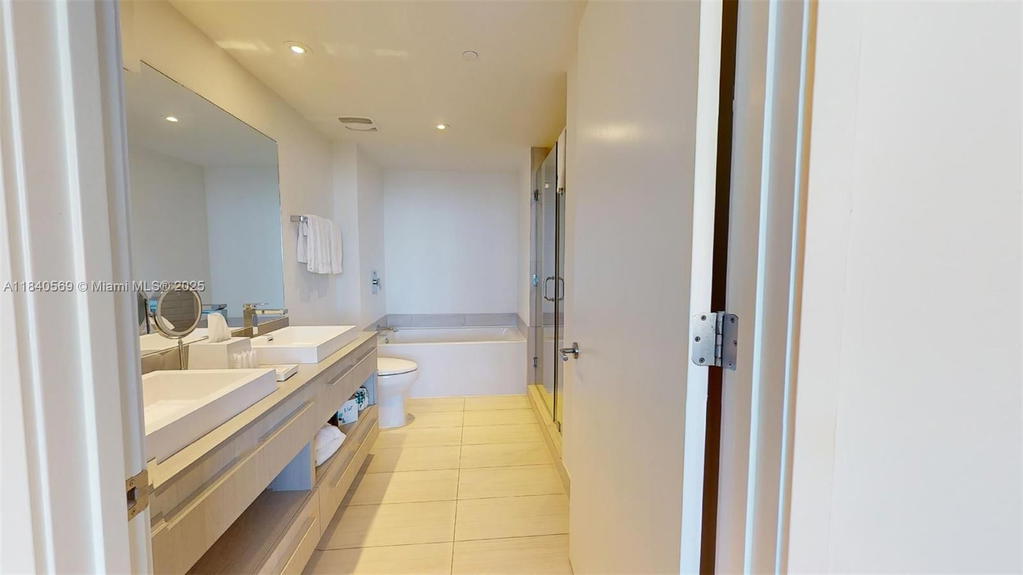 Real estate property located at 4010 Ocean Dr T3802, Broward, 4010 South Ocean Condo, Hollywood, FL