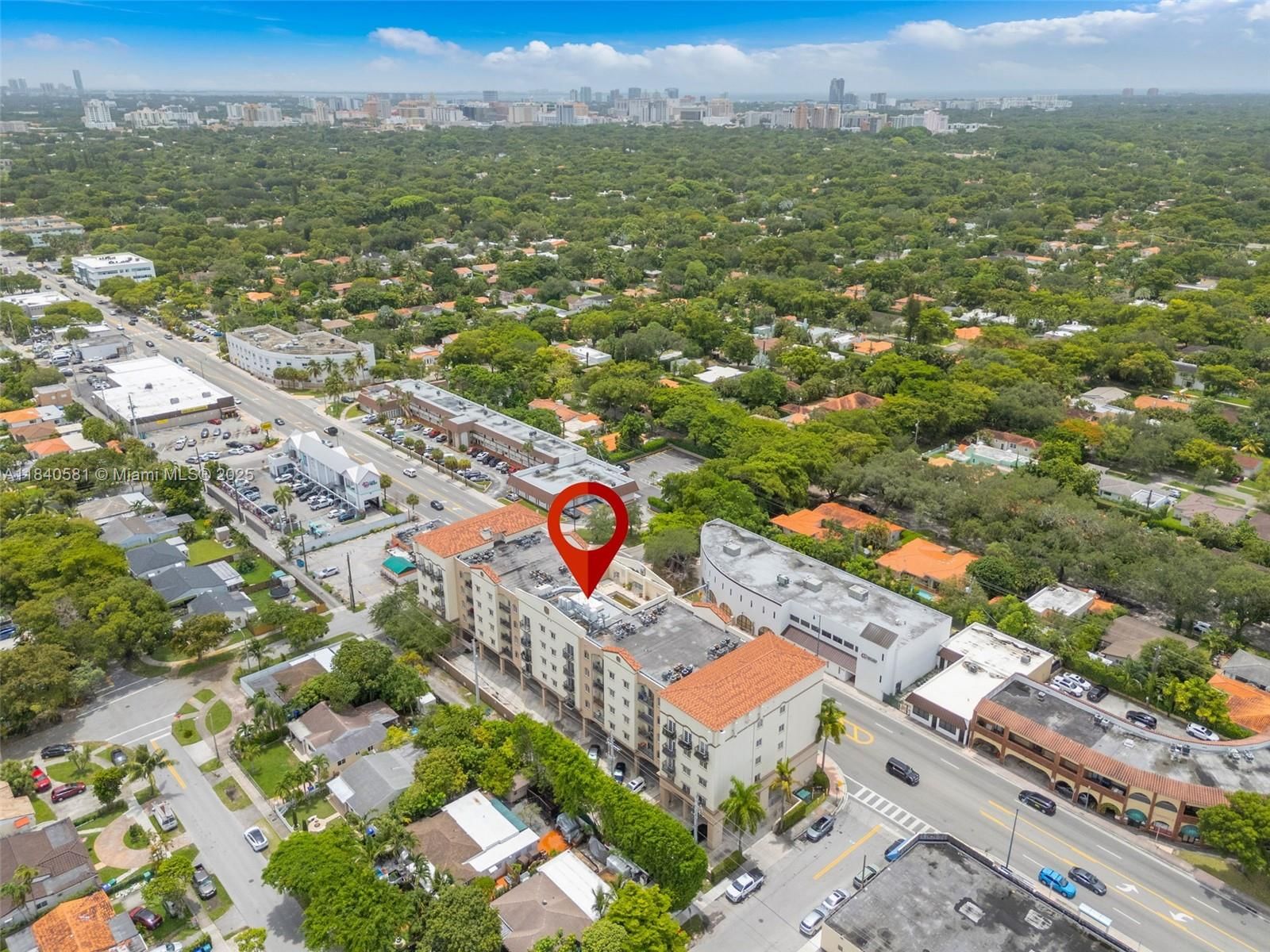 Real estate property located at 5271 8th St #207, Miami-dade, Granada Grand Condo, Miami, FL
