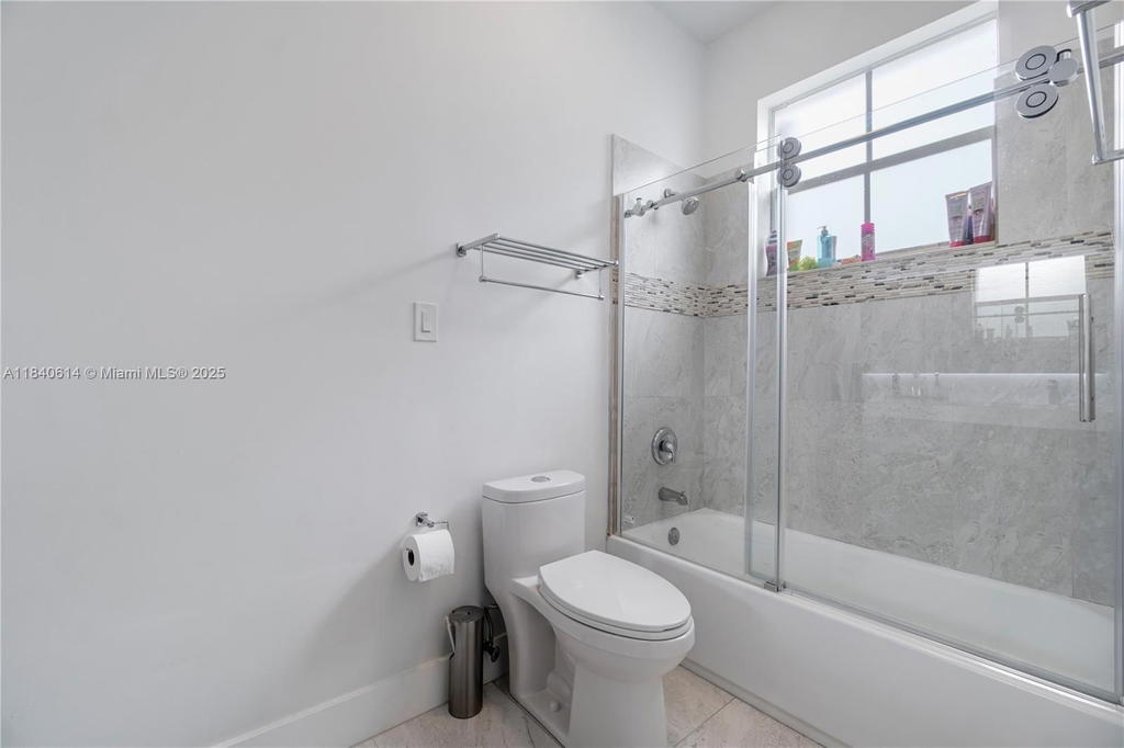 Real estate property located at 14053 49th St #7, Broward, Las Terrazas At Vizcaya C, Miramar, FL