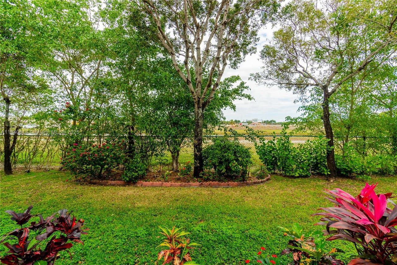 Real estate property located at 14053 49th St #7, Broward, Las Terrazas At Vizcaya C, Miramar, FL