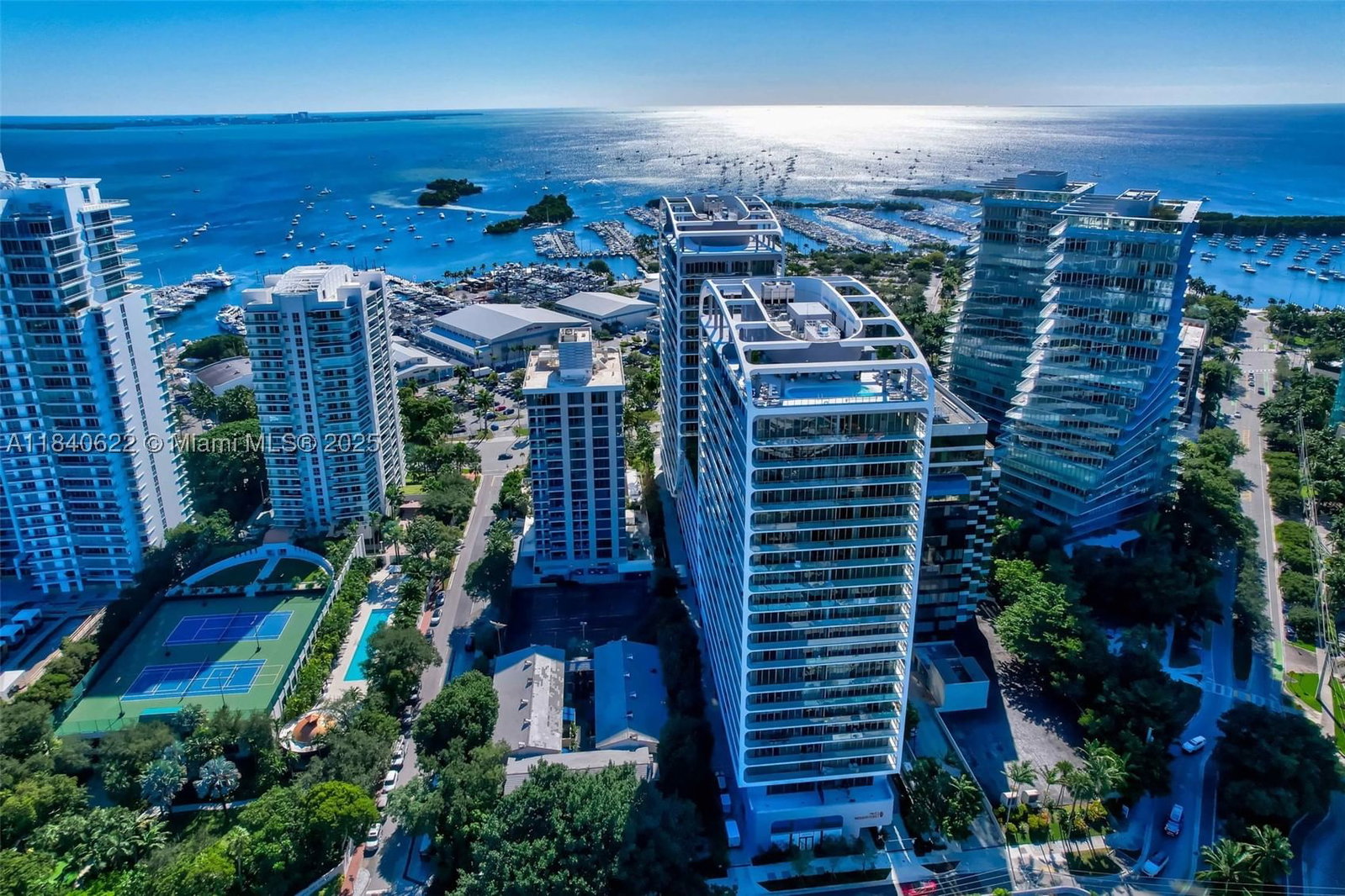 Real estate property located at 2655 Bayshore Dr #1401, Miami-dade, 2655 South Bayshore Drive, Miami, FL