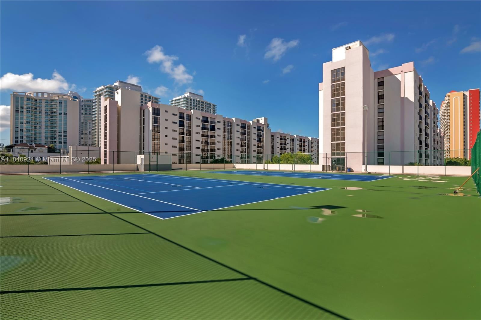 Real estate property located at 16919 Bay Rd #204, Miami-dade, Plaza Of Americas Condo P, Sunny Isles Beach, FL