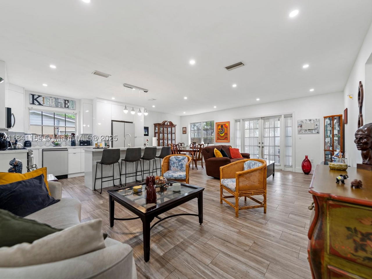 Real estate property located at 19711 Whispering Pines Rd, Miami-dade, Whispering Pines Est Sec, Cutler Bay, FL