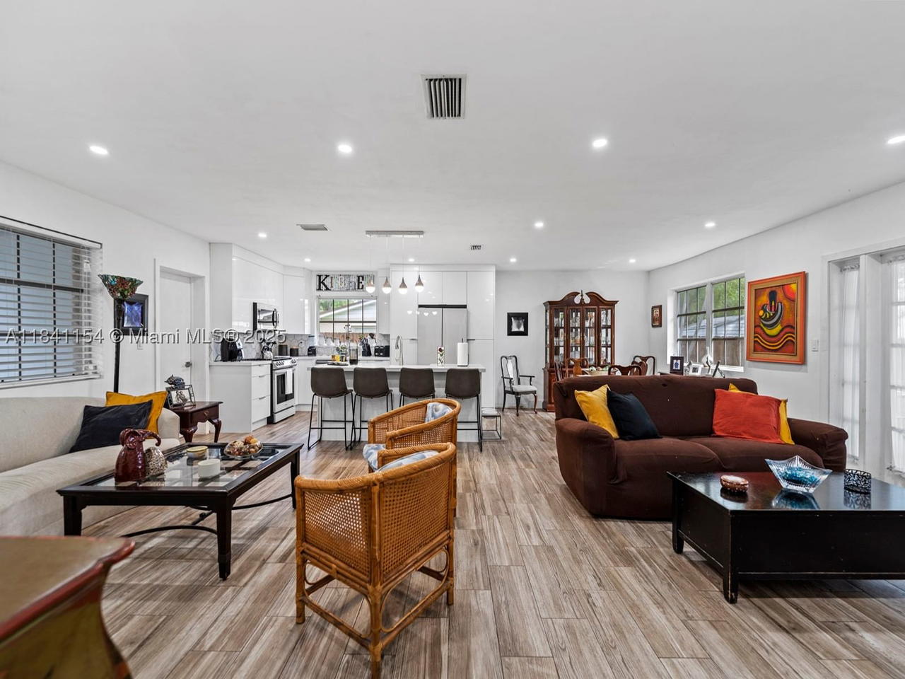 Real estate property located at 19711 Whispering Pines Rd, Miami-dade, Whispering Pines Est Sec, Cutler Bay, FL