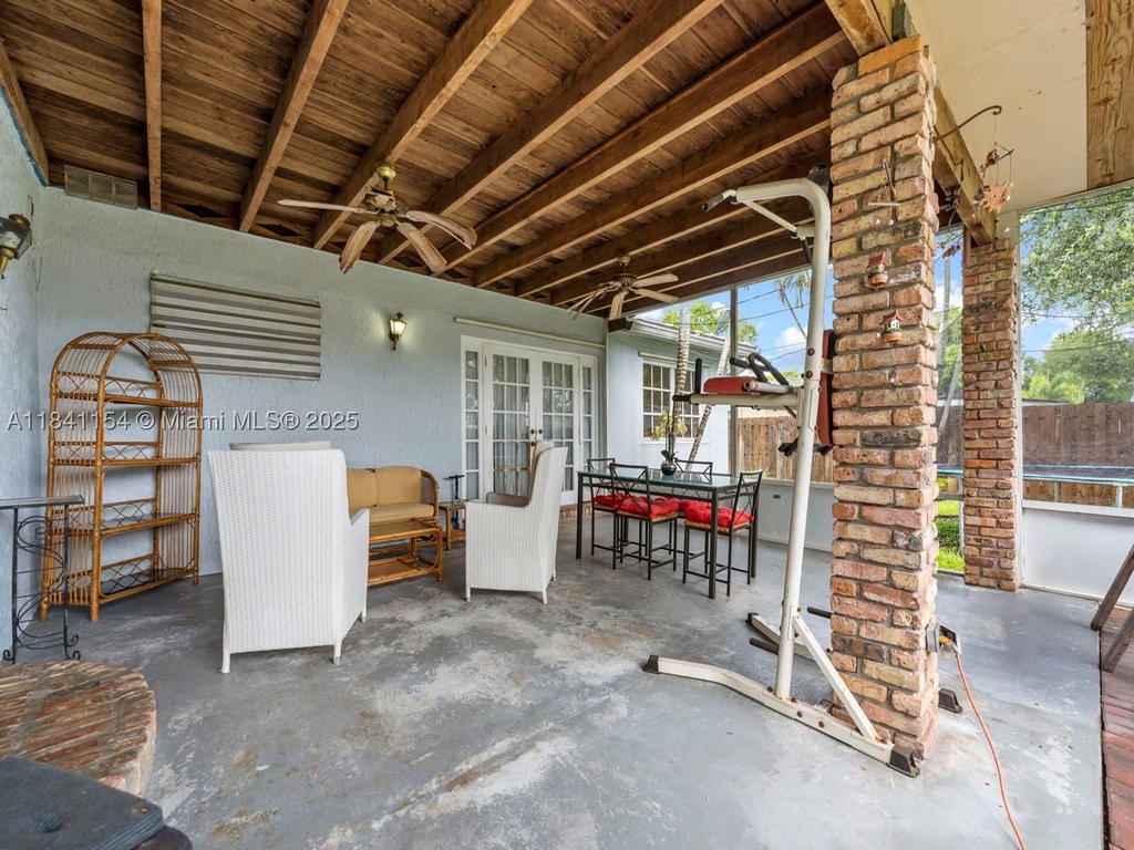 Real estate property located at 19711 Whispering Pines Rd, Miami-dade, Whispering Pines Est Sec, Cutler Bay, FL