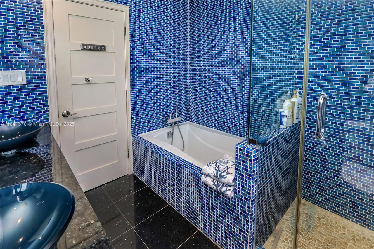 Real estate property located at 742 Harrison St, Broward, Hollywood Lakes Section, Hollywood, FL