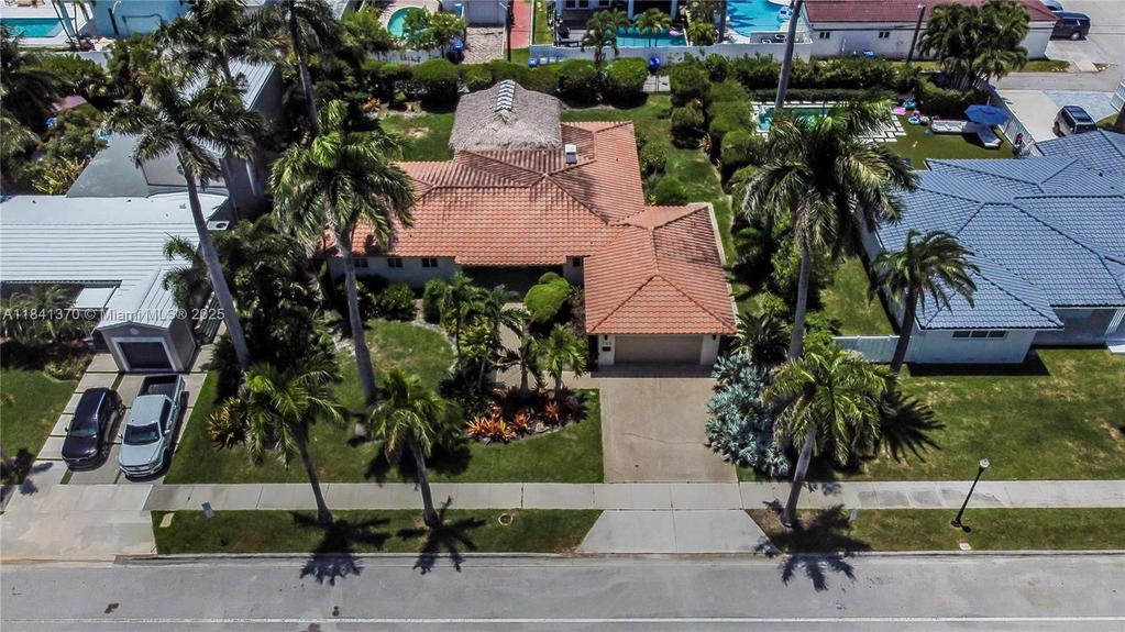 Real estate property located at 742 Harrison St, Broward, Hollywood Lakes Section, Hollywood, FL