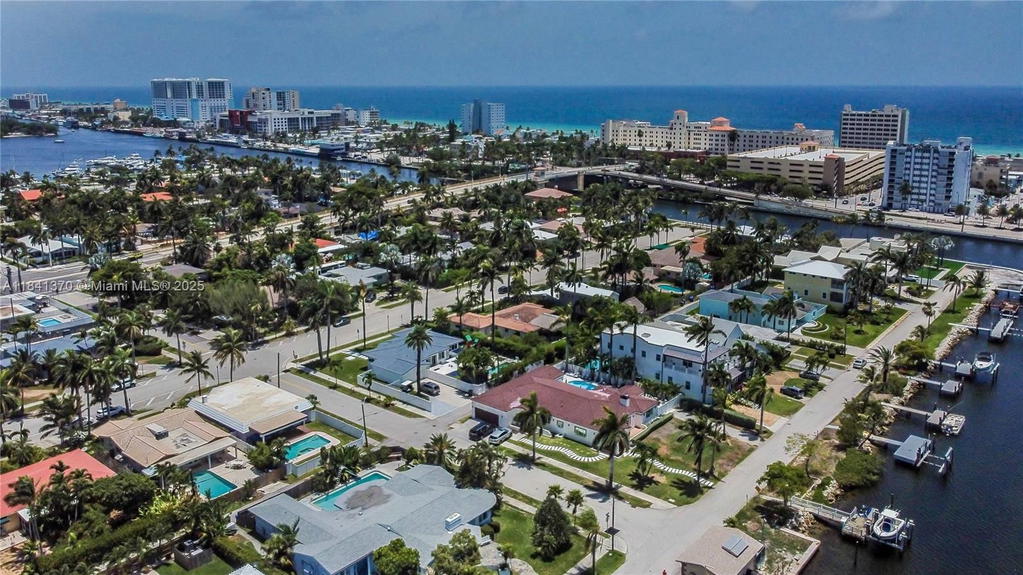 Real estate property located at 742 Harrison St, Broward, Hollywood Lakes Section, Hollywood, FL