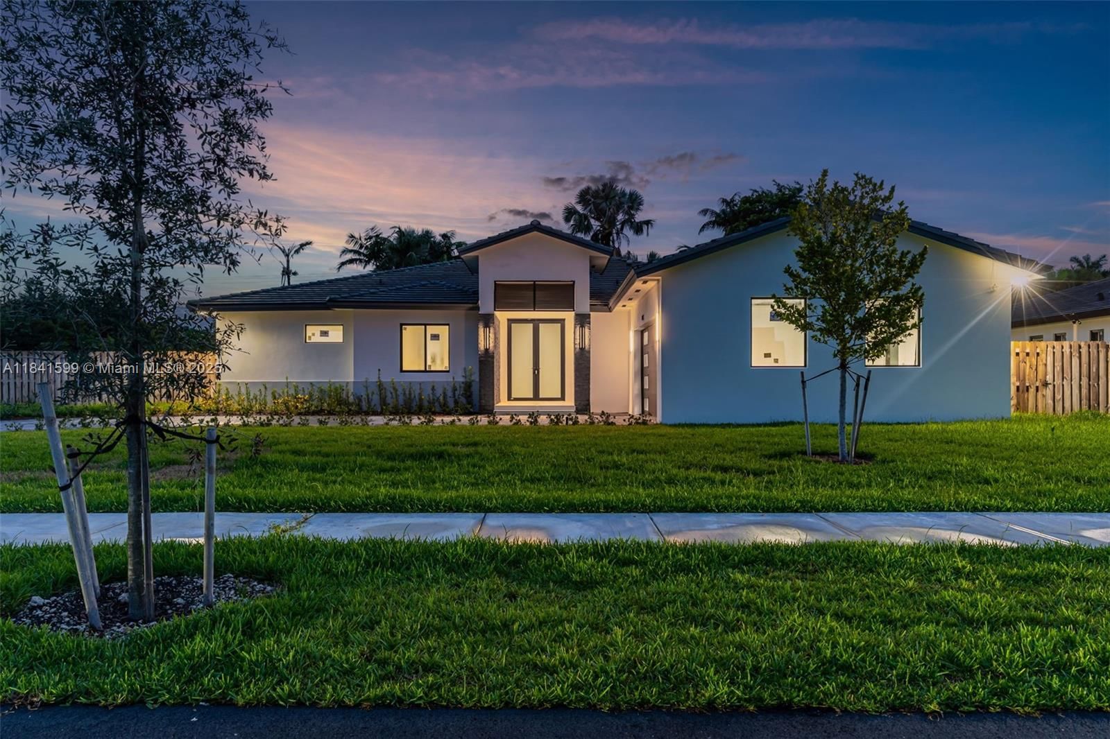 Real estate property located at 8231 193rd Terrace, Miami-dade, Old Cutler Estates, Miami, FL