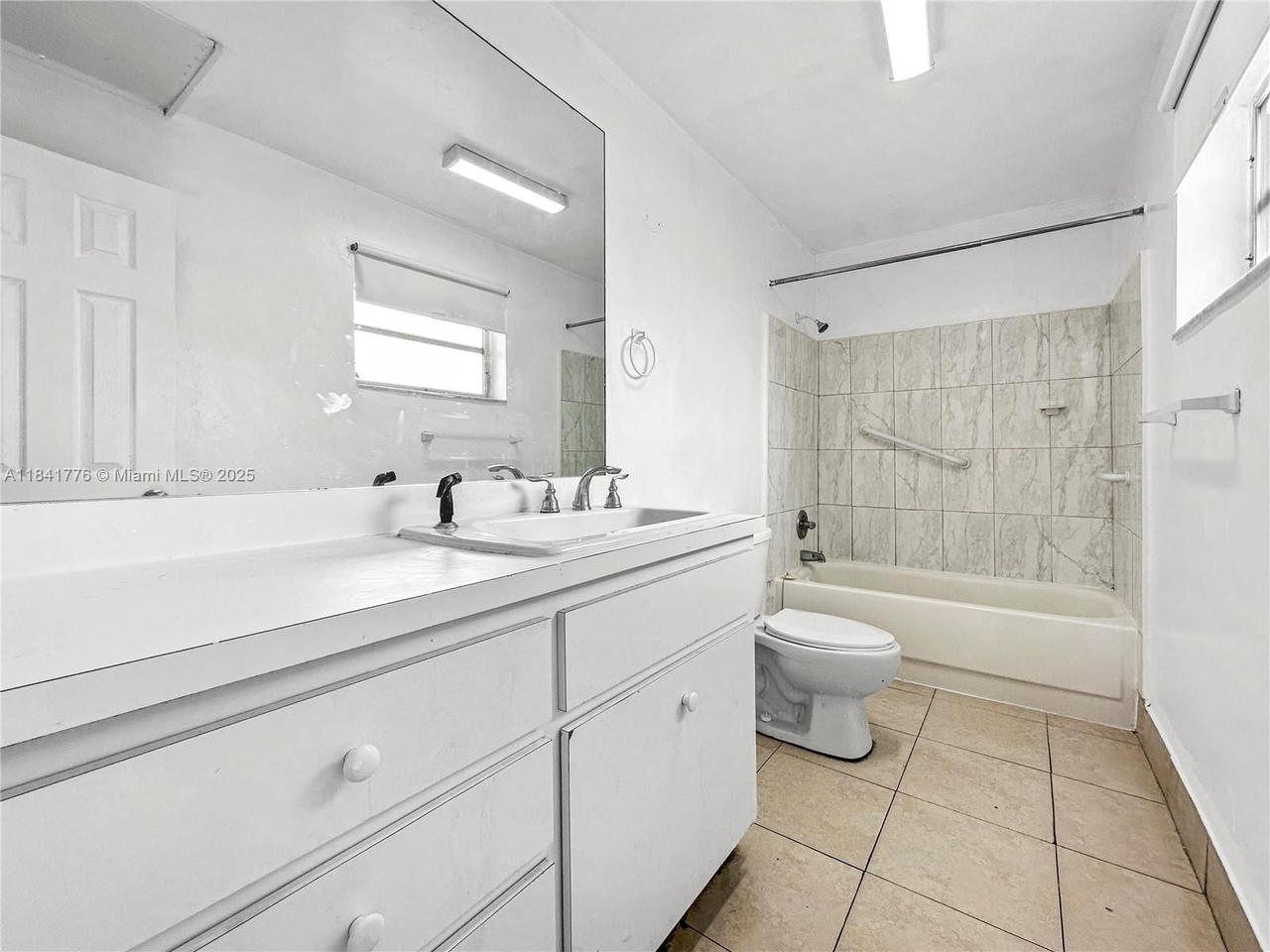 Real estate property located at 770 128th St #303, Miami-dade, 770 Condo, North Miami, FL