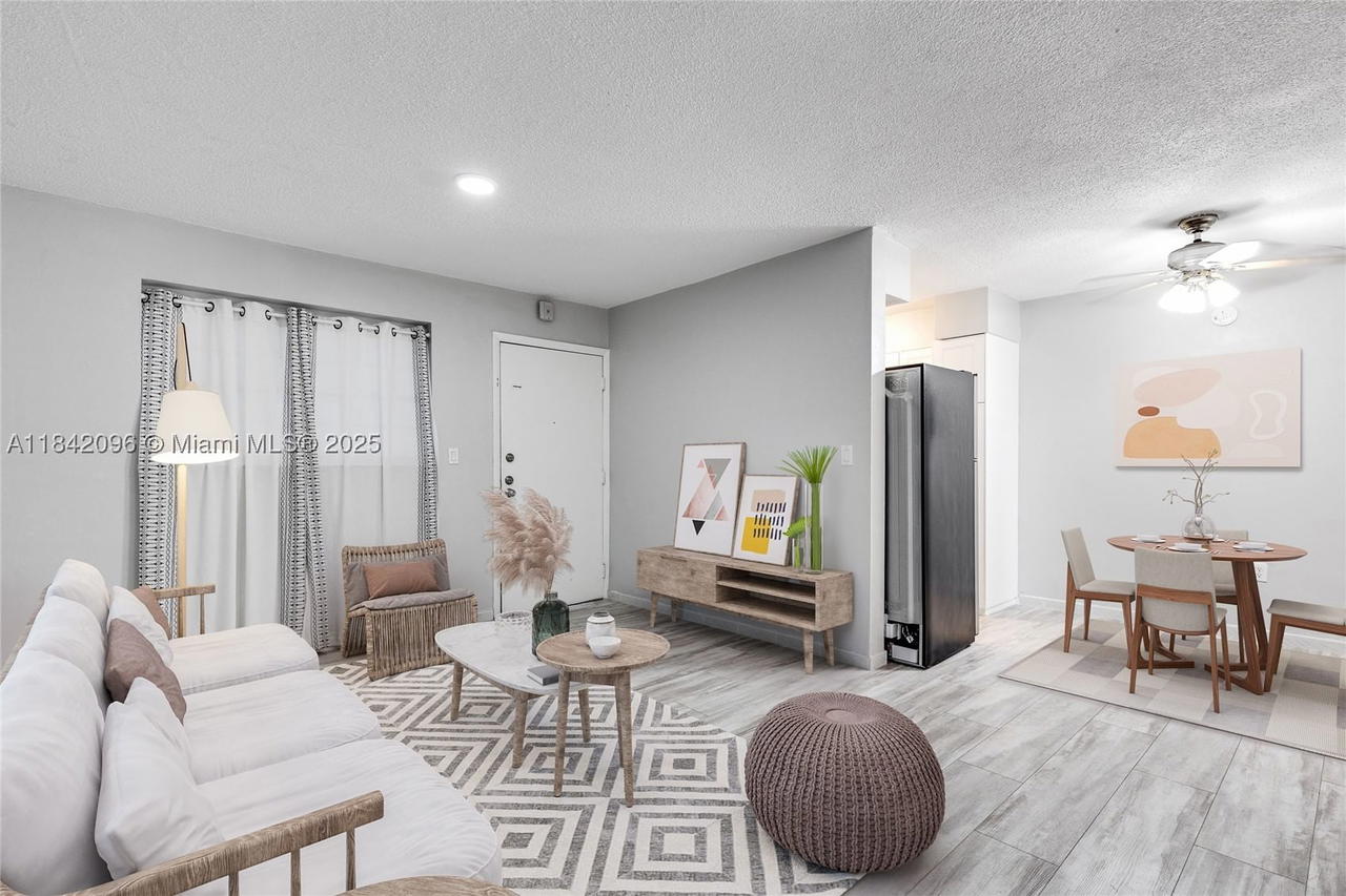 Real estate property located at 2465 18th Avenue #3208, Miami-dade, Grove Gardens Condo, Miami, FL