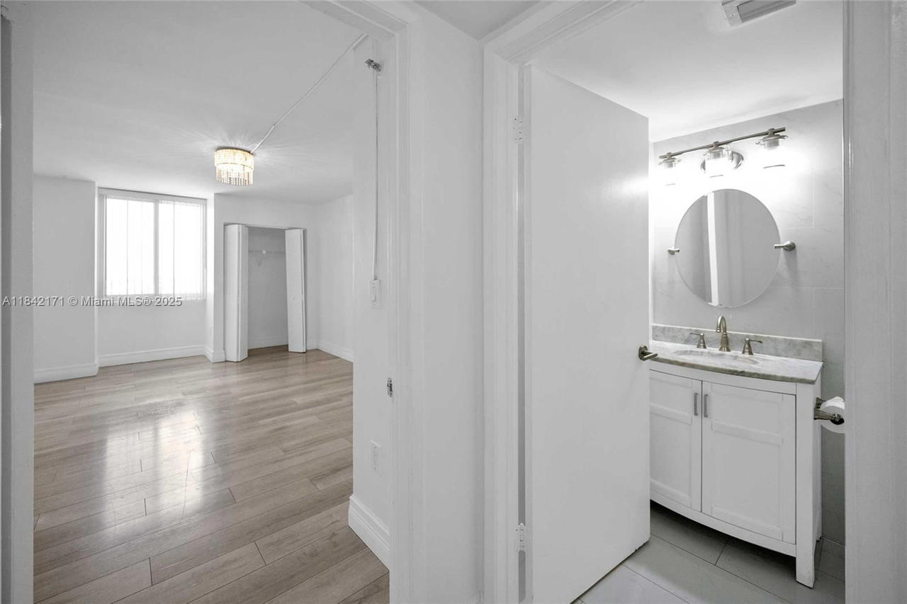 Real estate property located at 850 Miami Ave W-1804, Miami-dade, Madison Downtown Condo, Miami, FL