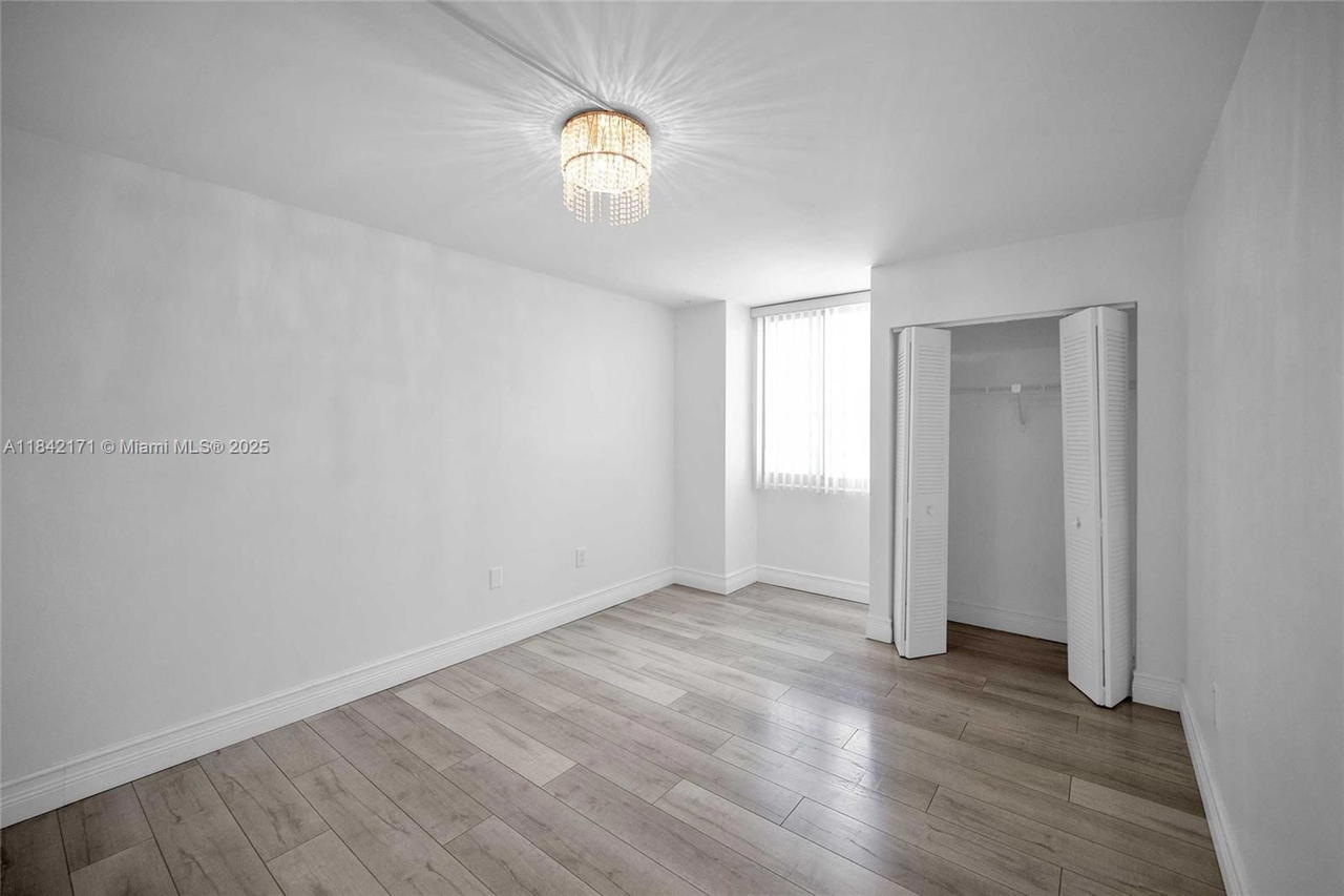 Real estate property located at 850 Miami Ave W-1804, Miami-dade, Madison Downtown Condo, Miami, FL
