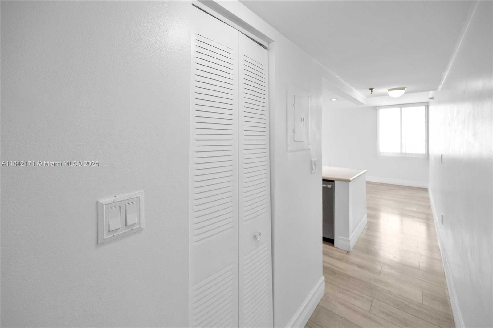 Real estate property located at 850 Miami Ave W-1804, Miami-dade, Madison Downtown Condo, Miami, FL