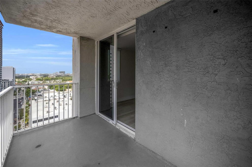 Real estate property located at 850 Miami Ave W-1804, Miami-dade, Madison Downtown Condo, Miami, FL