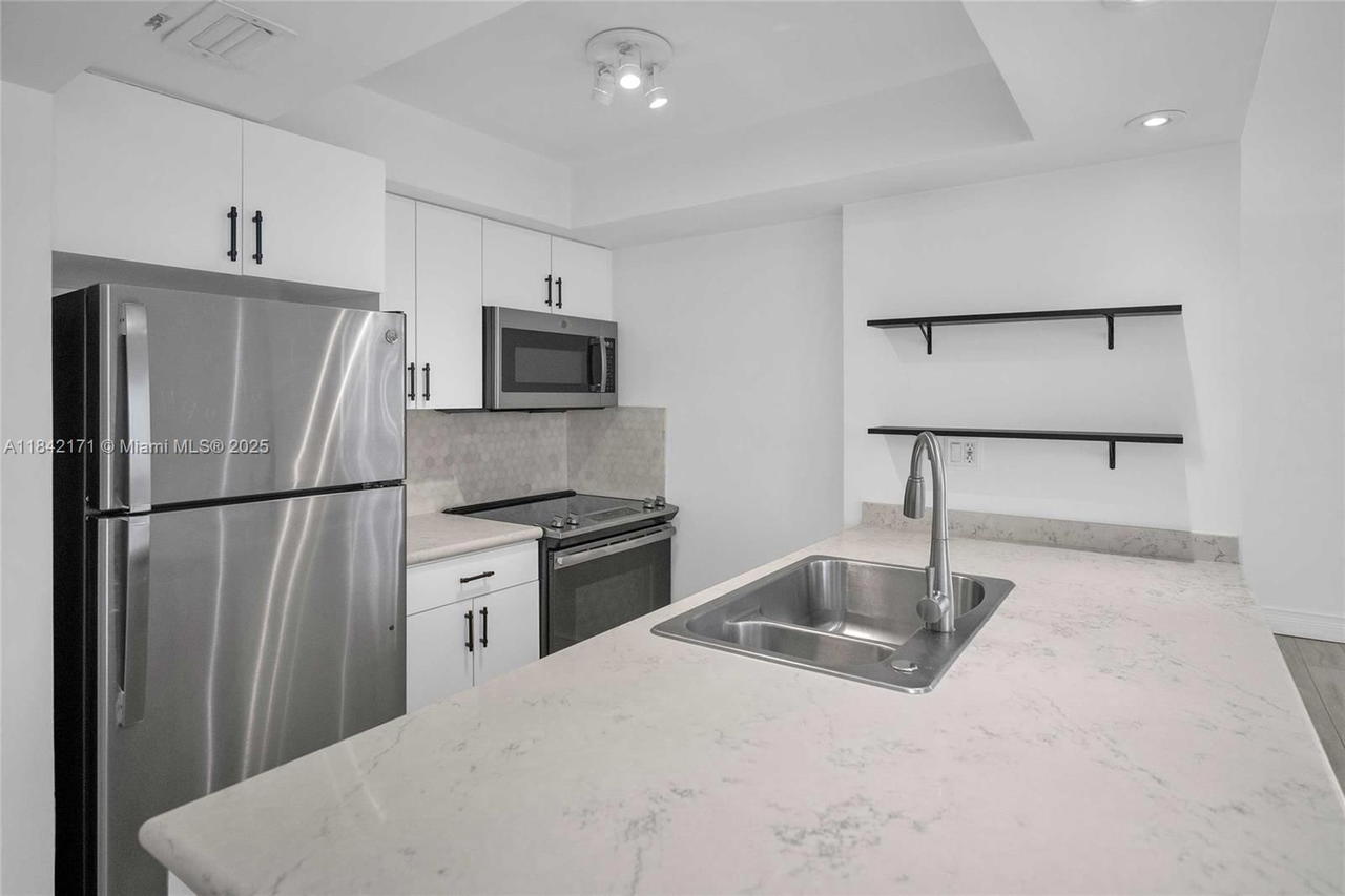 Real estate property located at 850 Miami Ave W-1804, Miami-dade, Madison Downtown Condo, Miami, FL