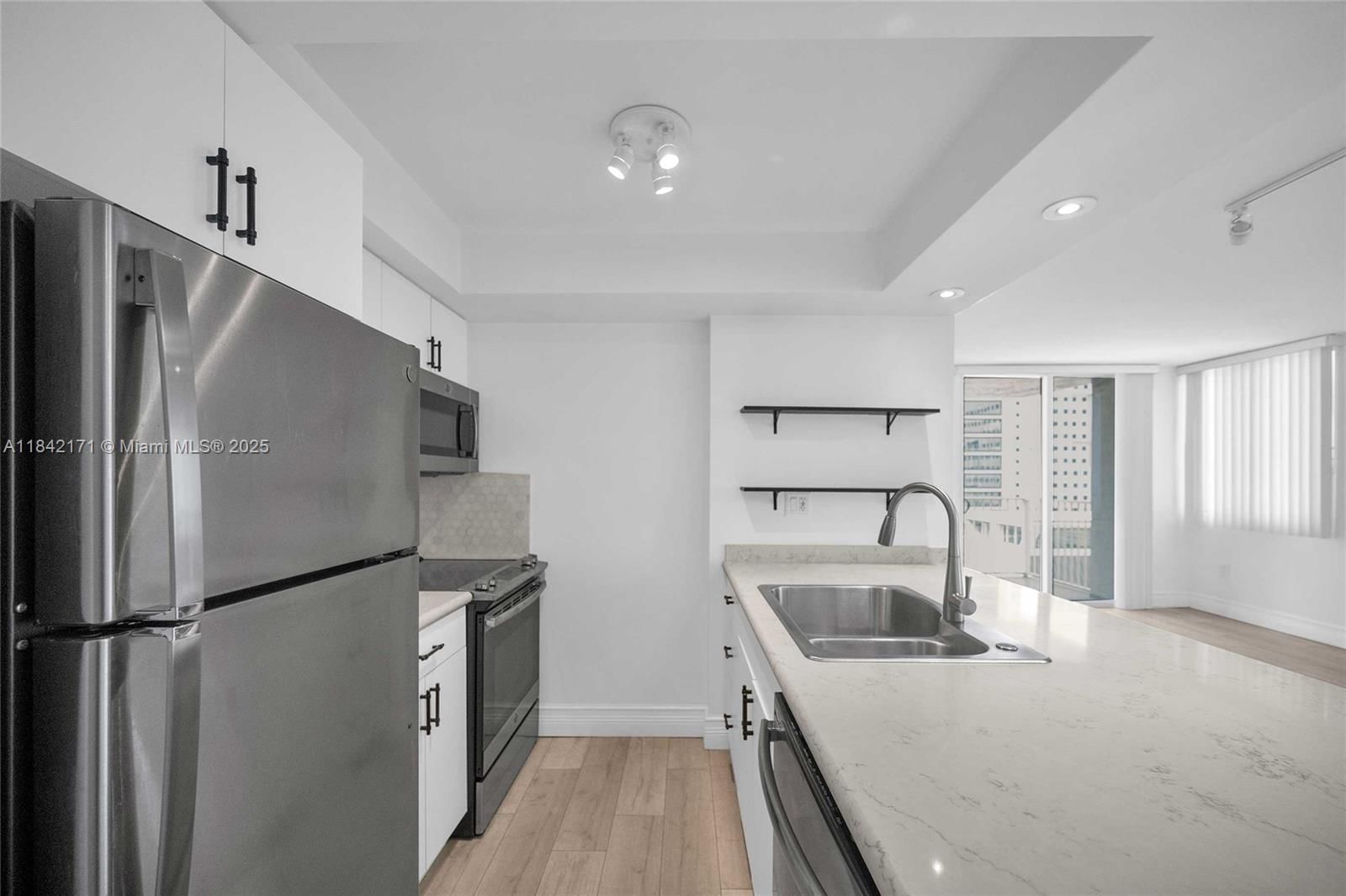 Real estate property located at 850 Miami Ave W-1804, Miami-dade, Madison Downtown Condo, Miami, FL