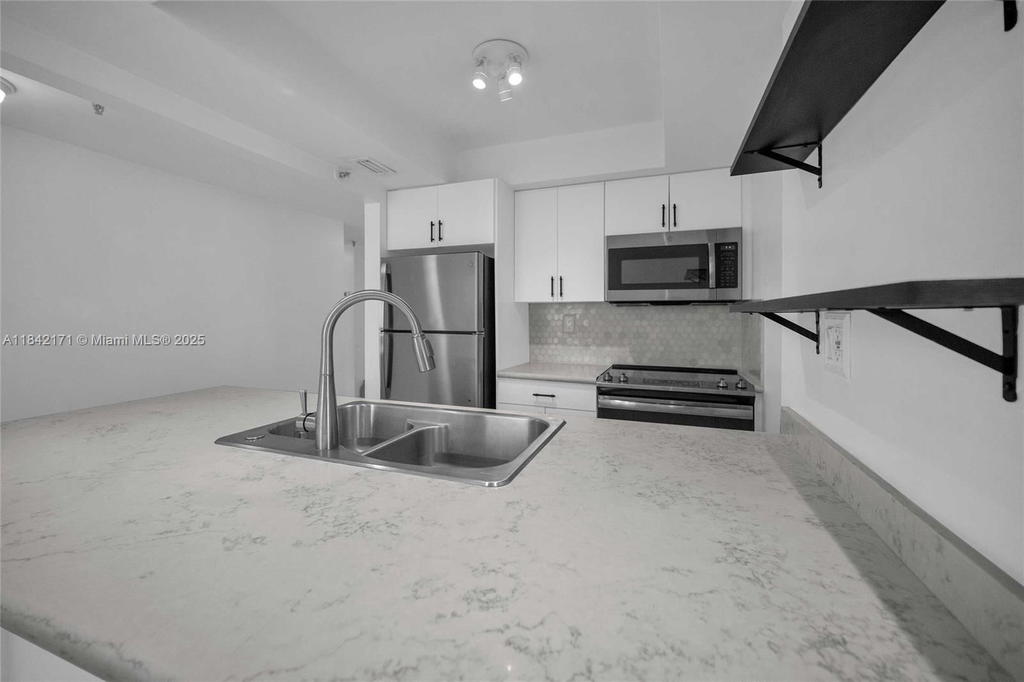 Real estate property located at 850 Miami Ave W-1804, Miami-dade, Madison Downtown Condo, Miami, FL