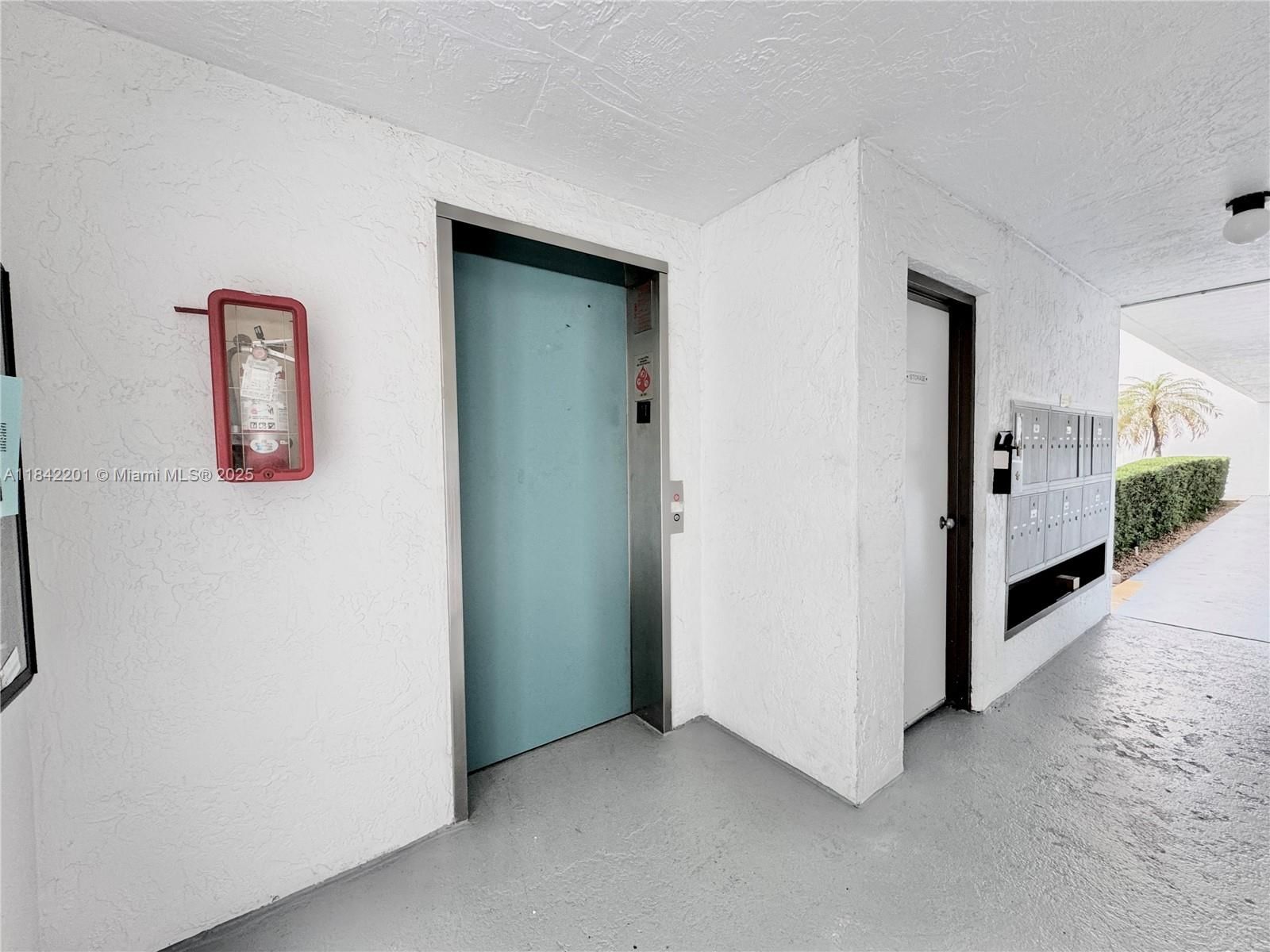 Real estate property located at 1400 Sheridan St #23J, Broward, Sheridan By The Beach Con, Hollywood, FL