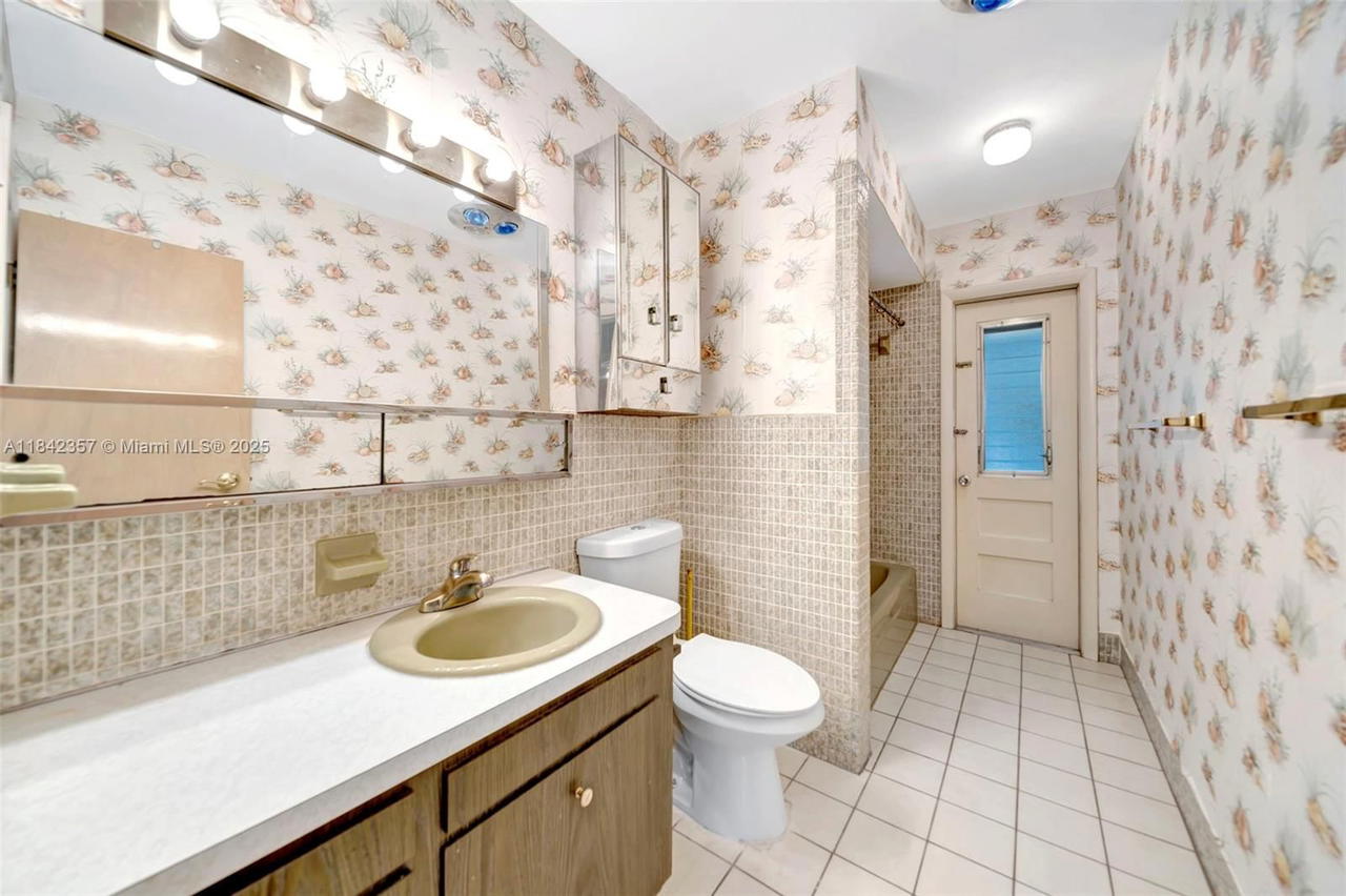 Real estate property located at 1741 86th Ave, Broward, Pasadena Lakes West, Pembroke Pines, FL
