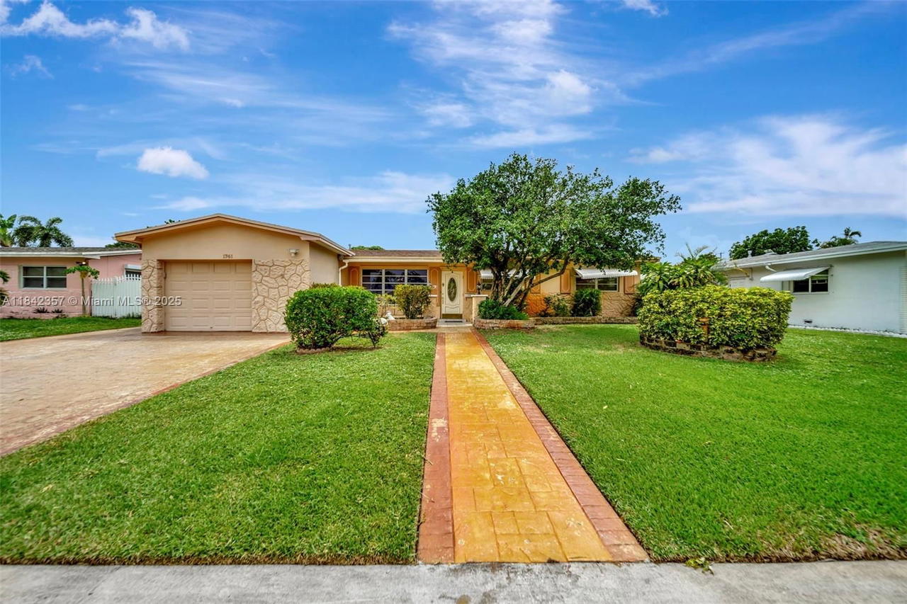 Real estate property located at 1741 86th Ave, Broward, Pasadena Lakes West, Pembroke Pines, FL