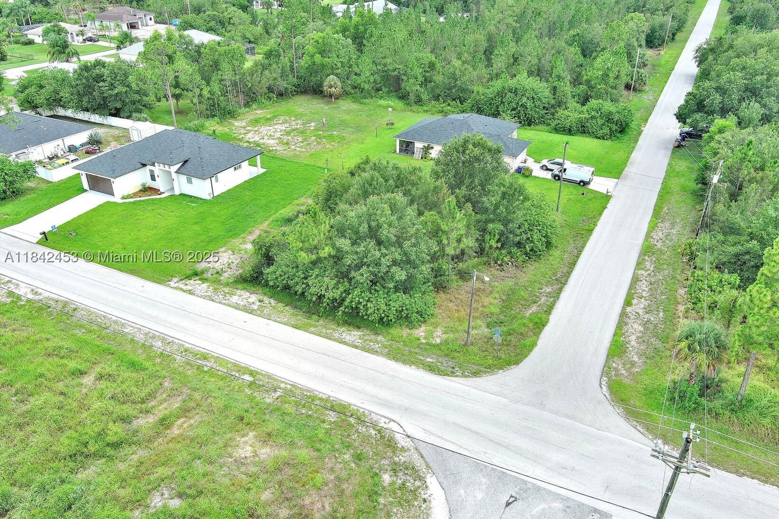 Real estate property located at 2500 10th St, Lee, Lehigh Acres, Lehigh Acres, FL