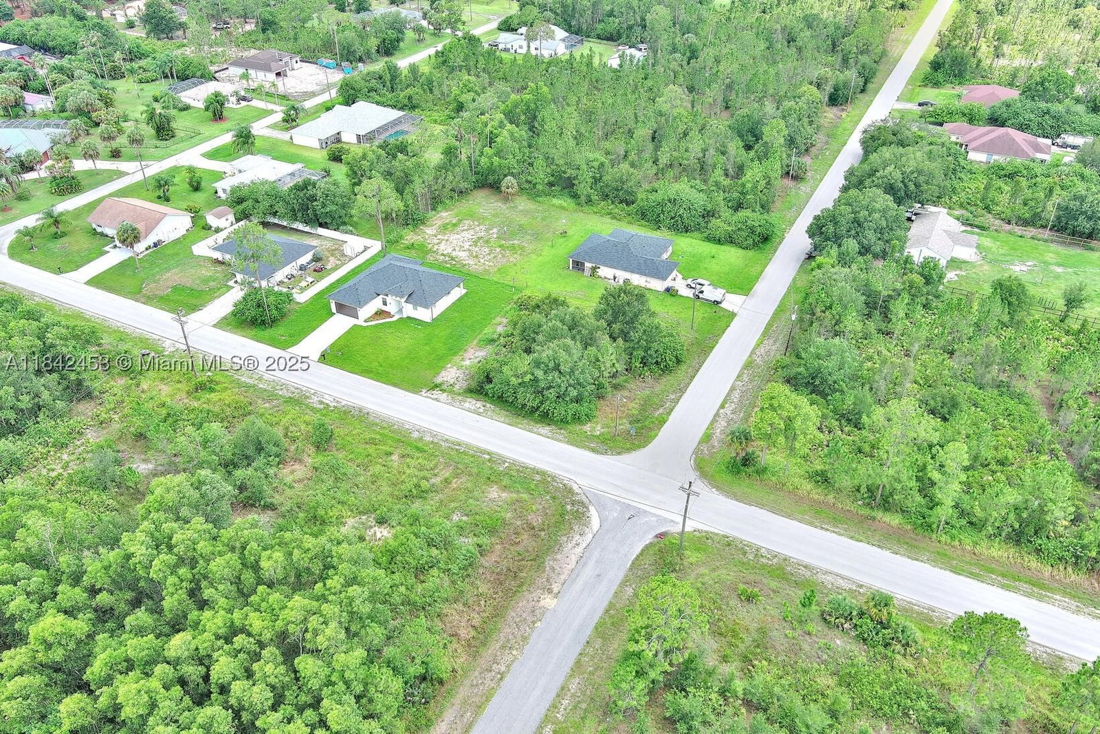 Real estate property located at 2500 10th St, Lee, Lehigh Acres, Lehigh Acres, FL