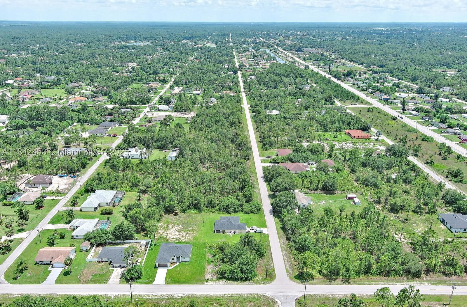 Real estate property located at 2500 10th St, Lee, Lehigh Acres, Lehigh Acres, FL