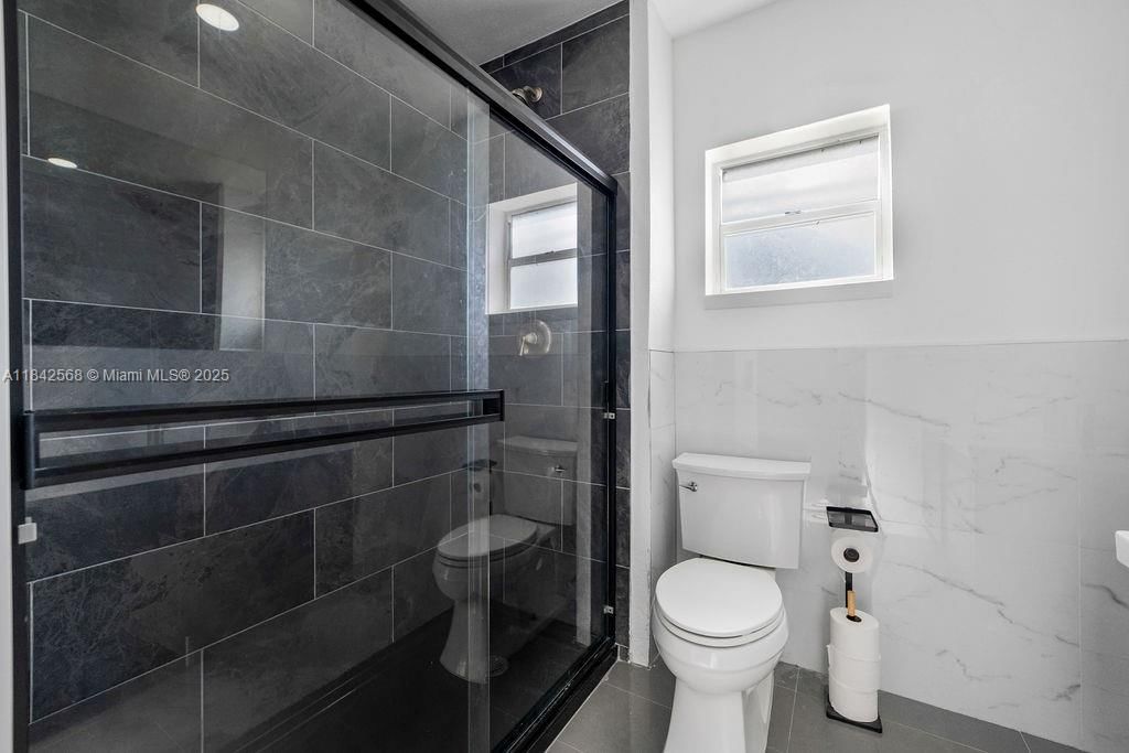 Real estate property located at 8320 43rd Ter, Miami-dade, Mc Keever Terr No 3, Miami, FL