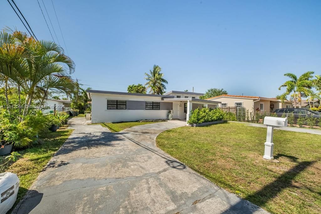 Real estate property located at 8320 43rd Ter, Miami-dade, Mc Keever Terr No 3, Miami, FL
