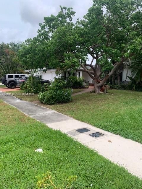 Real estate property located at 15605 2nd Ct, Miami-dade, Shankuhn Sub, Miami, FL