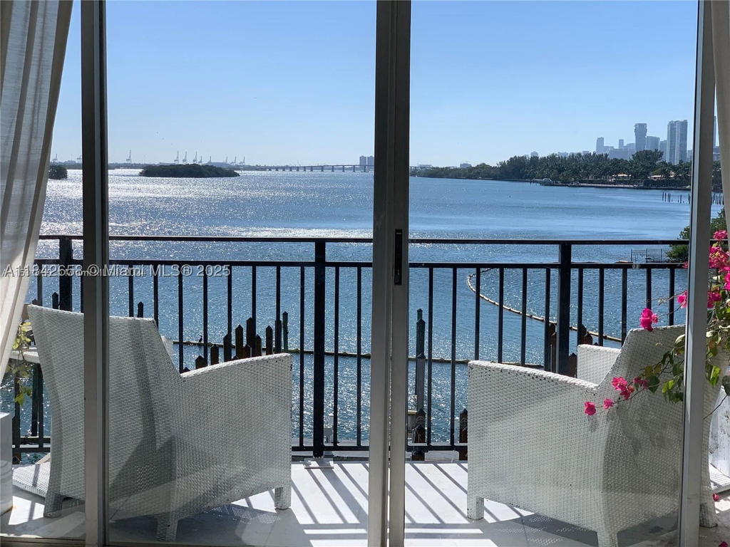 Real estate property located at 770 69th St #4H, Miami-dade, Palm Bay Condominium, Miami, FL