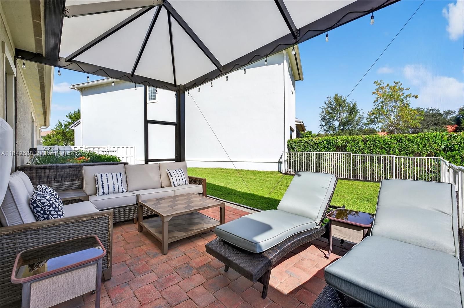 Real estate property located at 3925 89th Way, Broward, Coral Lago, Coral Springs, FL