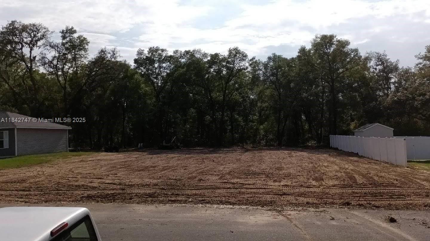 Real estate property located at 207 Locus pass loop, Other, Silver Springs Shore, Other, FL