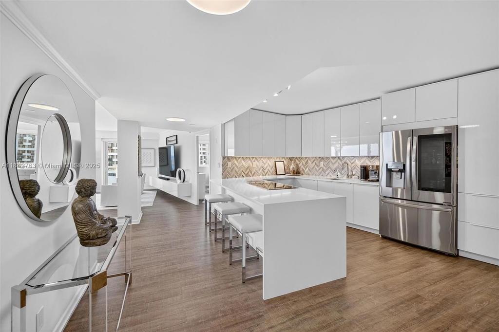 Real estate property located at 3000 Holiday Dr #1102, Broward, Maya Marca Condo, Fort Lauderdale, FL