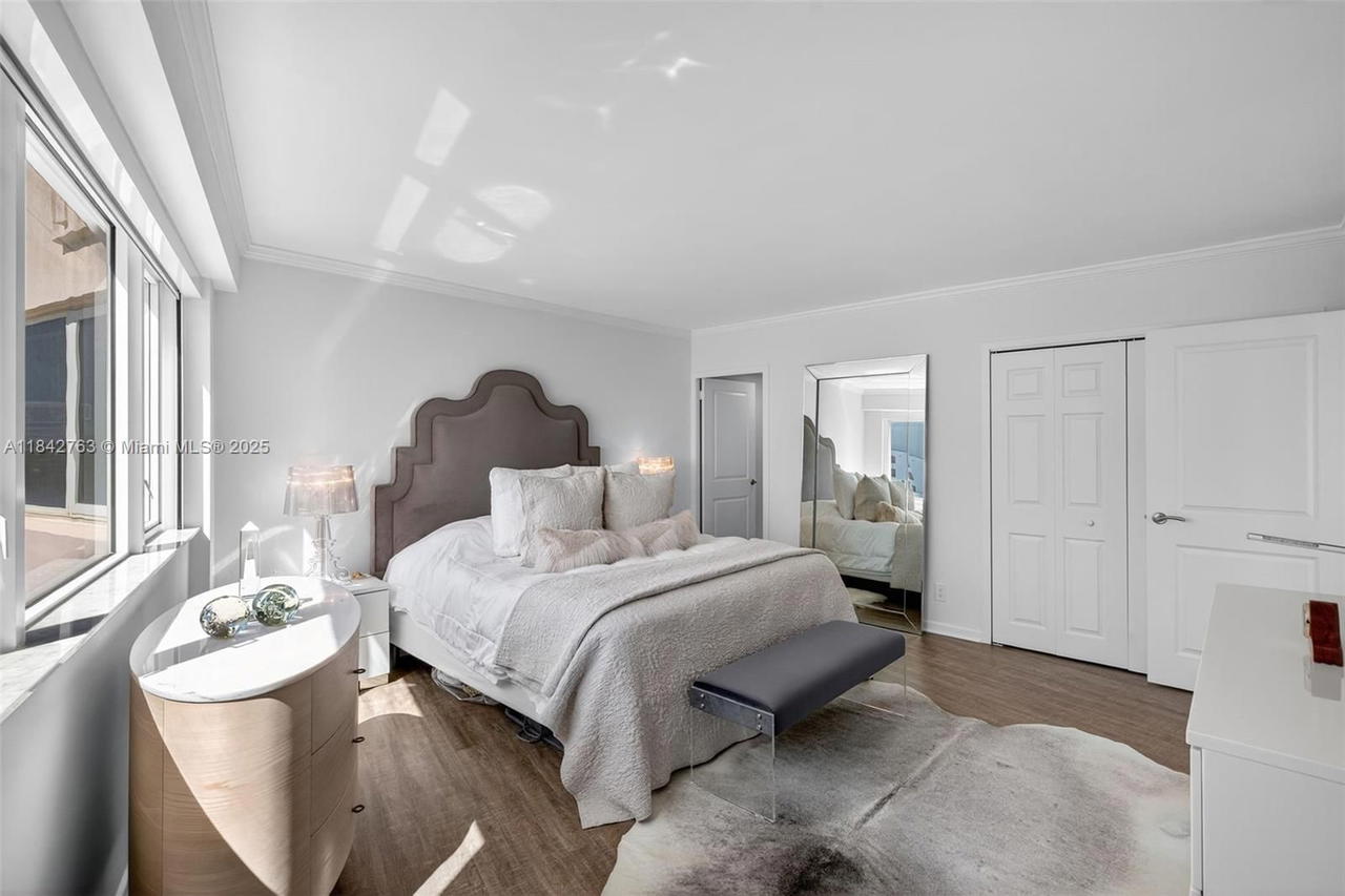 Real estate property located at 3000 Holiday Dr #1102, Broward, Maya Marca Condo, Fort Lauderdale, FL