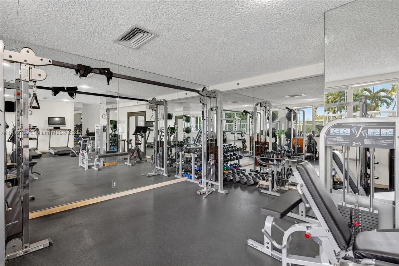 Real estate property located at 3000 Holiday Dr #1102, Broward, Maya Marca Condo, Fort Lauderdale, FL
