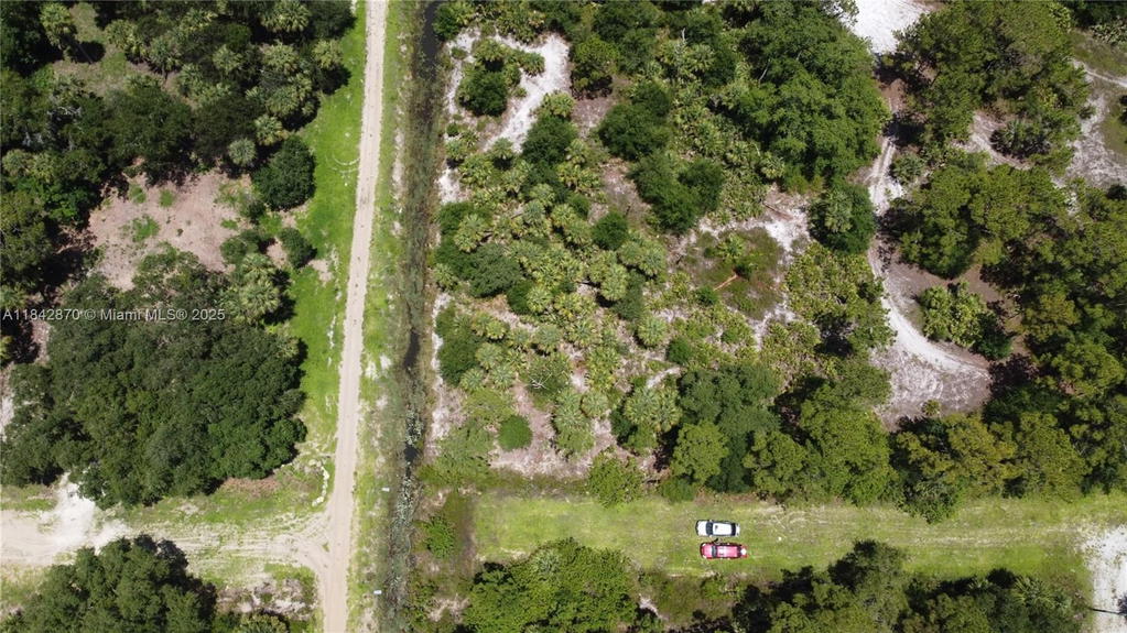 Real estate property located at 614 estribo, Hendry, Montura, Clewiston, FL