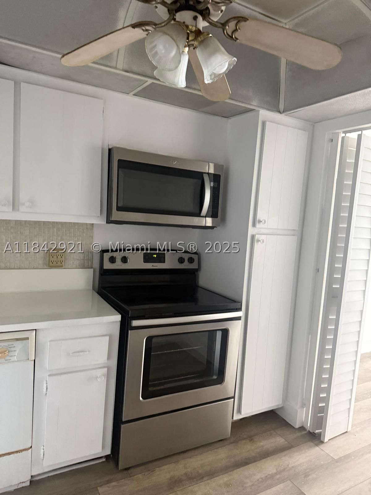 Real estate property located at 2025 164th St #606, Miami-dade, Crestview Towers Condo, North Miami Beach, FL